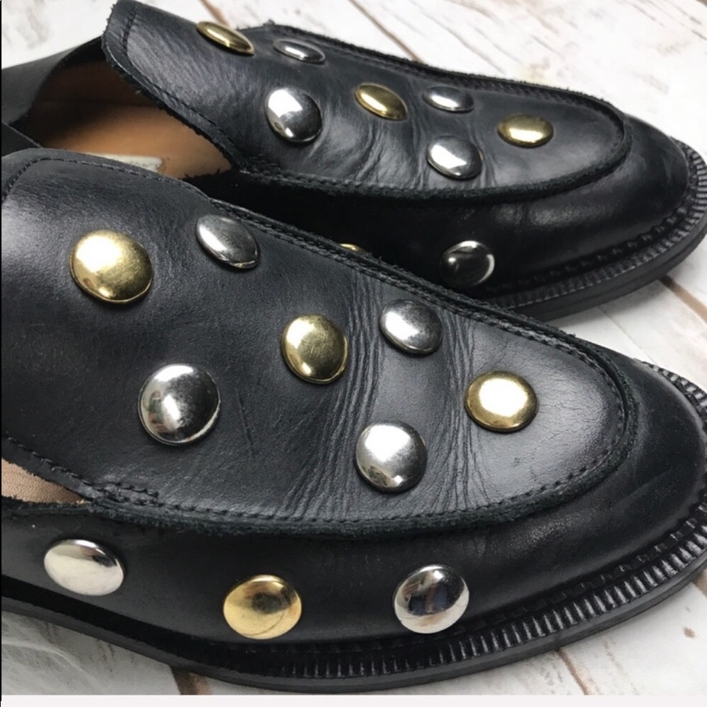 & Other Stories | Circle Stud Loafers - Picture 6 of 7